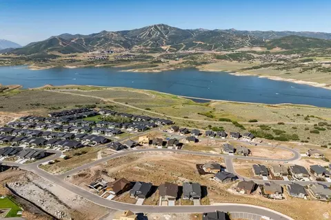 View/Area - 479 E Kayak Dr #333, Hideout, UT 84036 photo 12 of 20