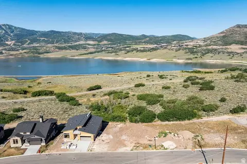 View/Area - 411 E Kayak Dr #211, Hideout, UT 84036 photo 2 of 28