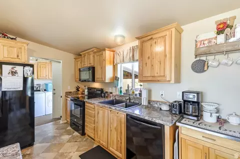 Kitchen - 1404 E Dickison Ln, Manila, UT 84046 photo 3 of 5