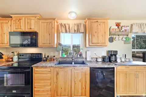 Kitchen - 1404 E Dickison Ln, Manila, UT 84046 photo 5 of 5