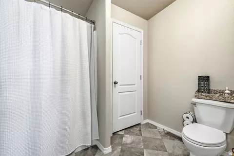 Bath - 1404 E Dickison Ln, Manila, UT 84046 photo 2 of 4