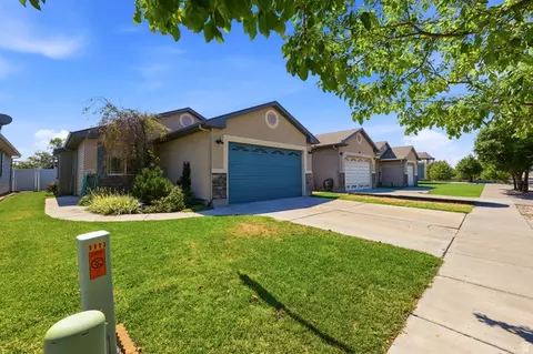 1113 W Haworth Dr N, North Salt Lake, UT 84054