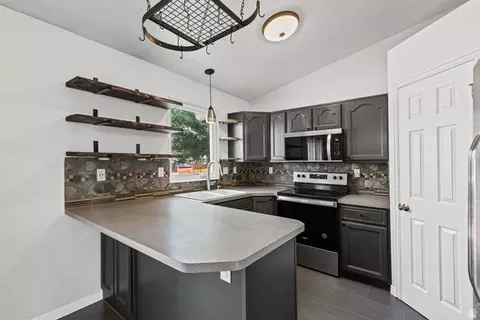 Kitchen - 924 E 1275 N, Ogden, UT 84404 photo 1 of 7