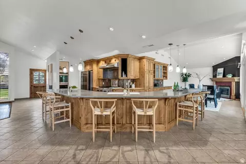 Kitchen - 2128 E 11270 S, Sandy, UT 84092 photo 3 of 3