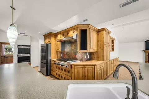 Kitchen - 2128 E 11270 S, Sandy, UT 84092 photo 2 of 4