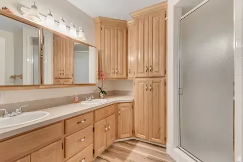 Bath - 1225 N 1380 W, Mapleton, UT 84664 photo 1 of 2