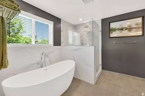 Bath - 9035 S 1700 E, Sandy, UT 84093 photo 3 of 7