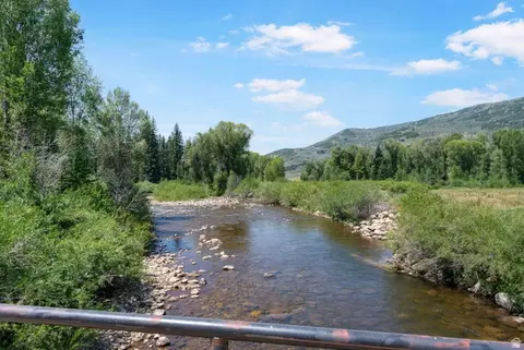 View/Area - 5440 E Weber Ln, Oakley, UT 84055 photo 2 of 16