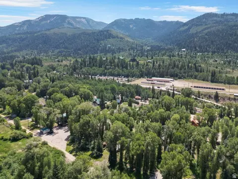 View/Area - 5440 E Weber Ln, Oakley, UT 84055 photo 8 of 16
