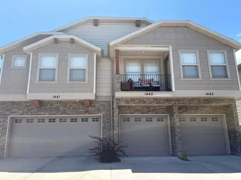 1445 W Stone Meadow Dr S, West Jordan, UT 84088