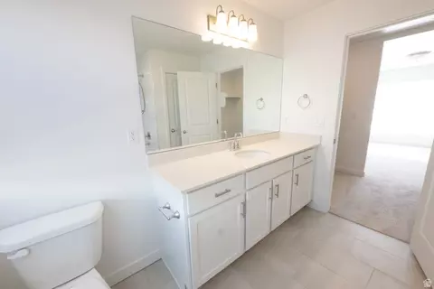 Bath - 84 E Hamblin Ln, Clearfield, UT 84015 photo 1 of 3