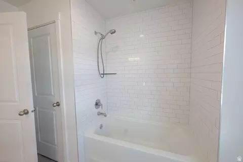 Bath - 84 E Hamblin Ln, Clearfield, UT 84015 photo 2 of 3
