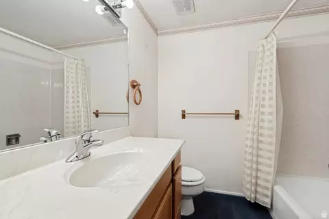 Bath - 8384 S 1370 E, Sandy, UT 84093 photo 1 of 4