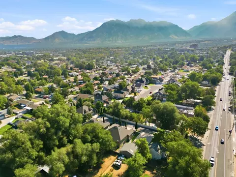 View/Area - 7772 S Rustic Cv, Midvale, UT 84121 photo 2 of 3