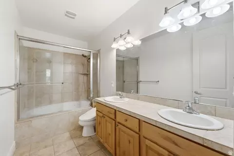 Bath - 7772 S Rustic Cv, Midvale, UT 84121 photo 1 of 4
