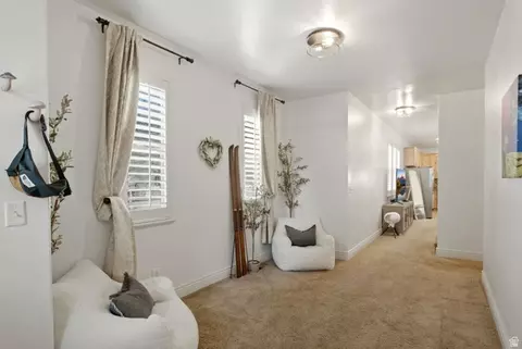 Entry Way - 7772 S Rustic Cv, Midvale, UT 84121 photo 2 of 4
