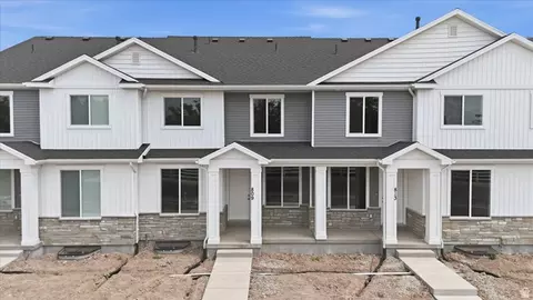 Exterior - 809 S 270 E #2, Smithfield, UT 84335 photo 2 of 3