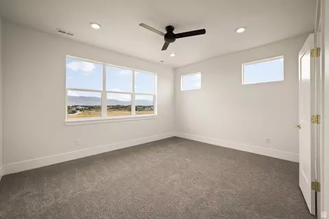 Bedroom - 342 E Holdaway Ln N, Vineyard, UT 84059 photo 5 of 10