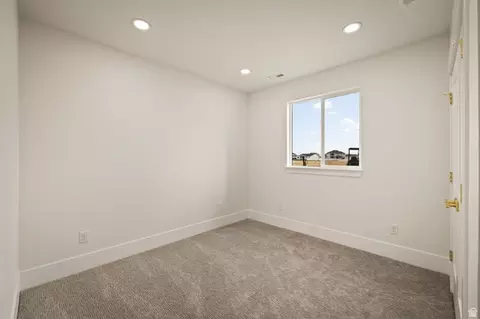 Bedroom - 342 E Holdaway Ln N, Vineyard, UT 84059 photo 3 of 10