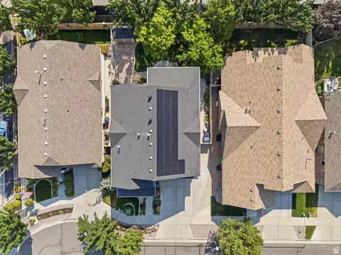 View/Area - 9203 S Brighton Dr, Sandy, UT 84070 photo 1 of 2
