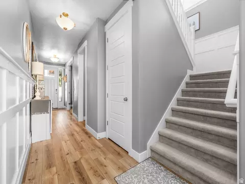 Entry Way - 9203 S Brighton Dr, Sandy, UT 84070 photo 2 of 2