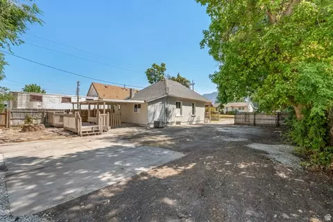 Exterior - 3207 Pingree Ave, Ogden, UT 84401 photo 5 of 6