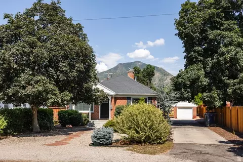 3333 S Pioneer St, Salt Lake City, UT 84109