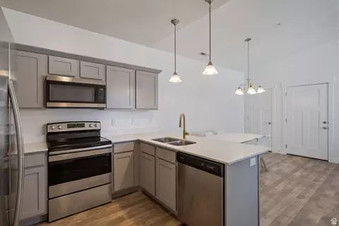 Kitchen - 537 N 310 W, Vineyard, UT 84059 photo 3 of 3