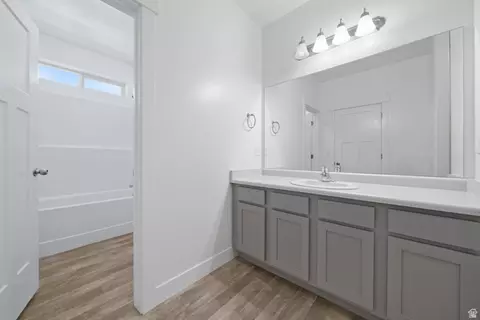 Bath - 537 N 310 W, Vineyard, UT 84059 photo 1 of 3