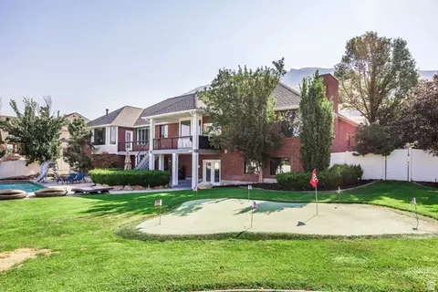 Exterior - 13242 S Berry Patch Ct, Draper, UT 84020 photo 2 of 15