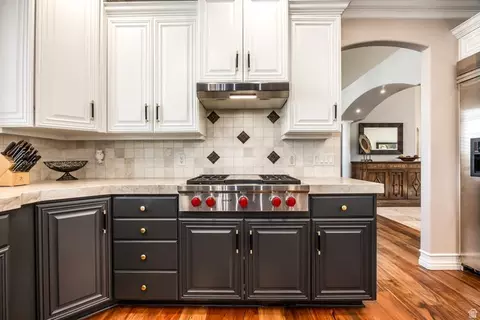 Kitchen - 13242 S Berry Patch Ct, Draper, UT 84020 photo 5 of 6