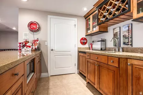 Kitchen - 13242 S Berry Patch Ct, Draper, UT 84020 photo 6 of 6