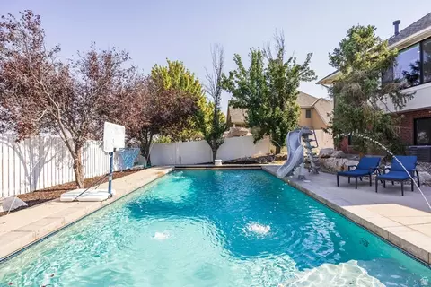 Exterior - 13242 S Berry Patch Ct, Draper, UT 84020 photo 9 of 15
