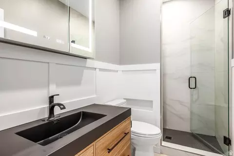 Bath - 13242 S Berry Patch Ct, Draper, UT 84020 photo 3 of 6