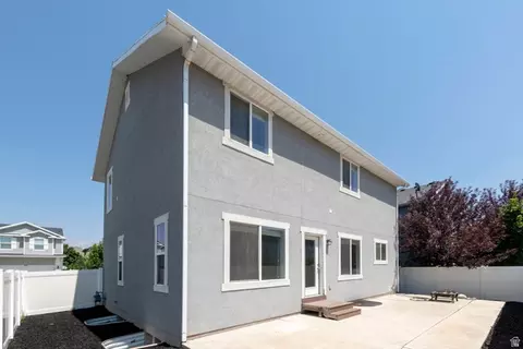 Exterior - 822 E 380 S, American Fork, UT 84003 photo 4 of 4