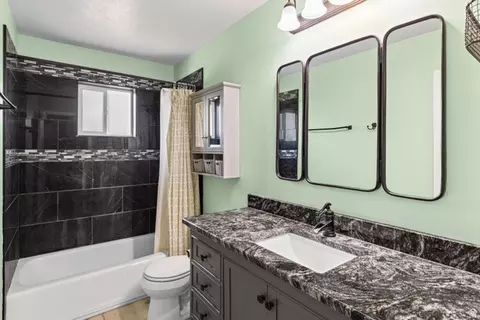 Bath - 460 S 280 W, Orem, UT 84058 photo 3 of 4