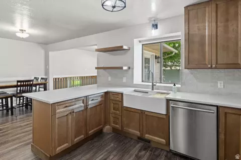Kitchen - 460 S 280 W, Orem, UT 84058 photo 3 of 3