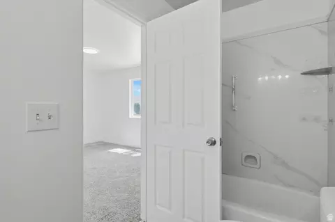 Bath - 2035 E Weeping Willow Way, Eagle Mountain, UT 84005 photo 2 of 3