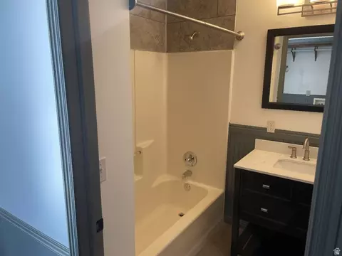 Bath - 270 E Center St, Bountiful, UT 84010 photo 4 of 5