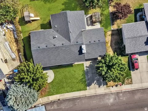 View/Area - 495 W 920 N, Orem, UT 84057 photo 1 of 12