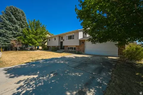 Exterior - 495 W 920 N, Orem, UT 84057 photo 2 of 11