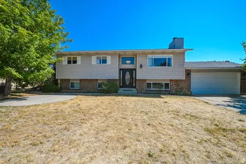 Exterior - 495 W 920 N, Orem, UT 84057 photo 1 of 11