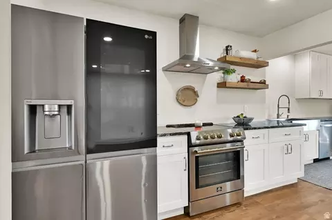 Kitchen - 495 W 920 N, Orem, UT 84057 photo 2 of 5