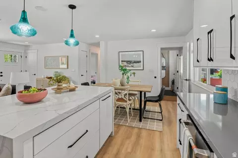 Kitchen - 923 E 350 N, Bountiful, UT 84010 photo 6 of 6