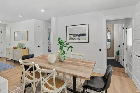 Dining - 923 E 350 N, Bountiful, UT 84010 photo 1 of 4