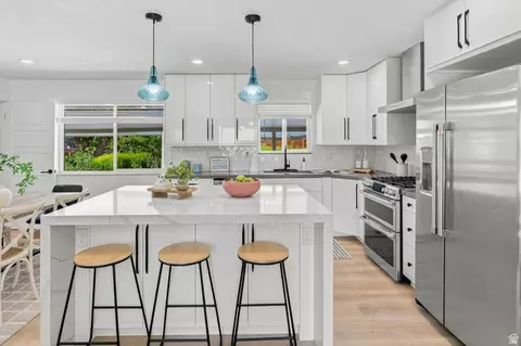 Kitchen - 923 E 350 N, Bountiful, UT 84010 photo 1 of 6