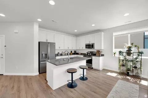 Kitchen - 3052 S 2425 W #2079, Syracuse, UT 84075 photo 2 of 4