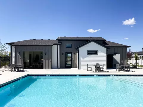 Exterior - 1146 E Antelope Dr #605, Eagle Mountain, UT 84005 photo 1 of 1