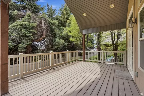 Exterior - 1832 E Peyton Ct, Holladay, UT 84117 photo 6 of 12
