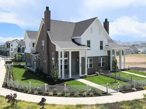 6803 W South Jordan Pkwy S #252, South Jordan, UT 84009